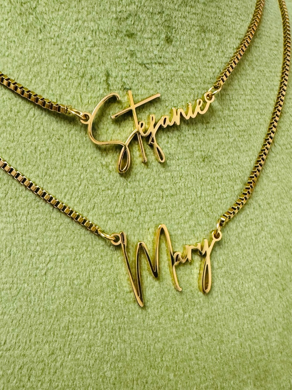 Gold Personalized Name Necklace - Custom Script Name Pendant - Picture 3 of 3